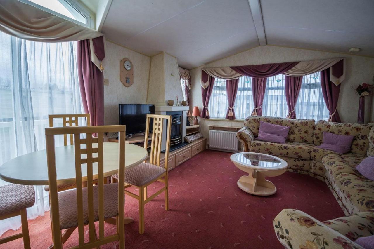 Brilliant Caravan For Hire At Manor Park In Hunstanton Norfolk Ref 23176K Hotel Ngoại thất bức ảnh