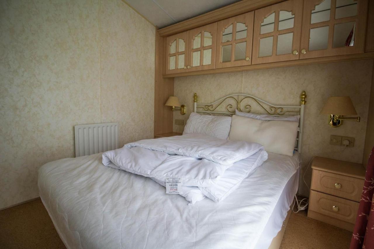 Brilliant Caravan For Hire At Manor Park In Hunstanton Norfolk Ref 23176K Hotel Ngoại thất bức ảnh