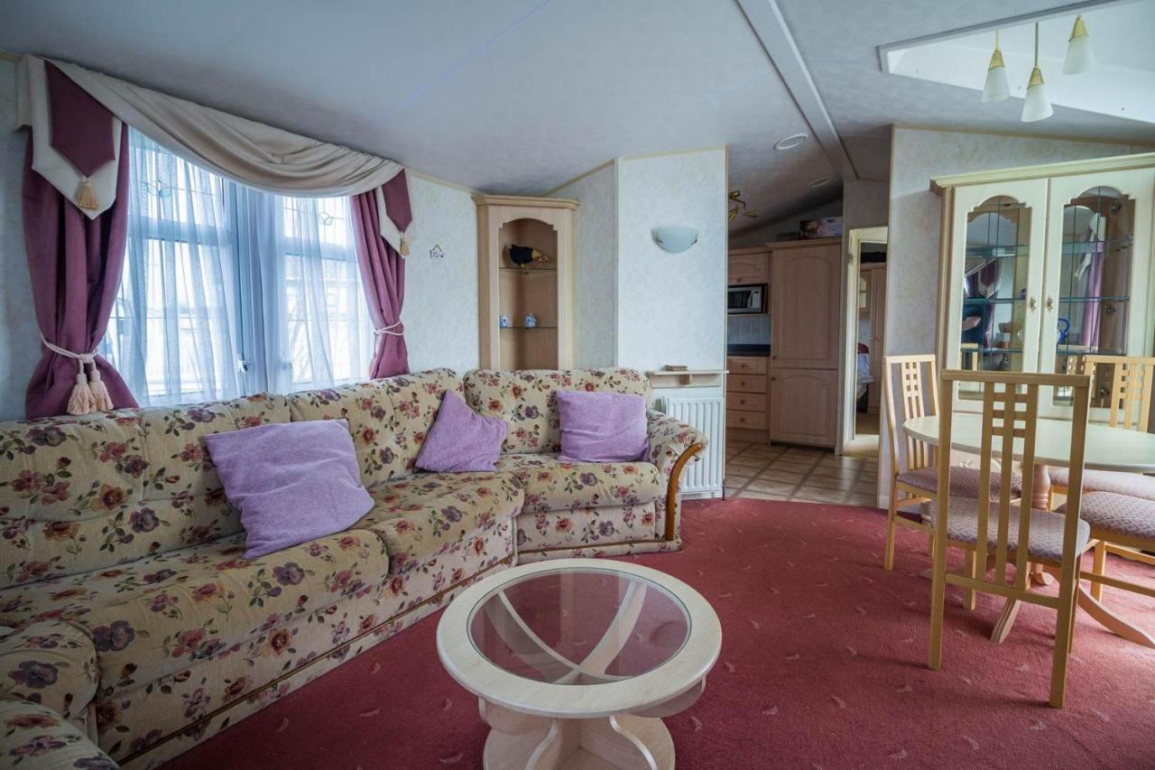 Brilliant Caravan For Hire At Manor Park In Hunstanton Norfolk Ref 23176K Hotel Ngoại thất bức ảnh