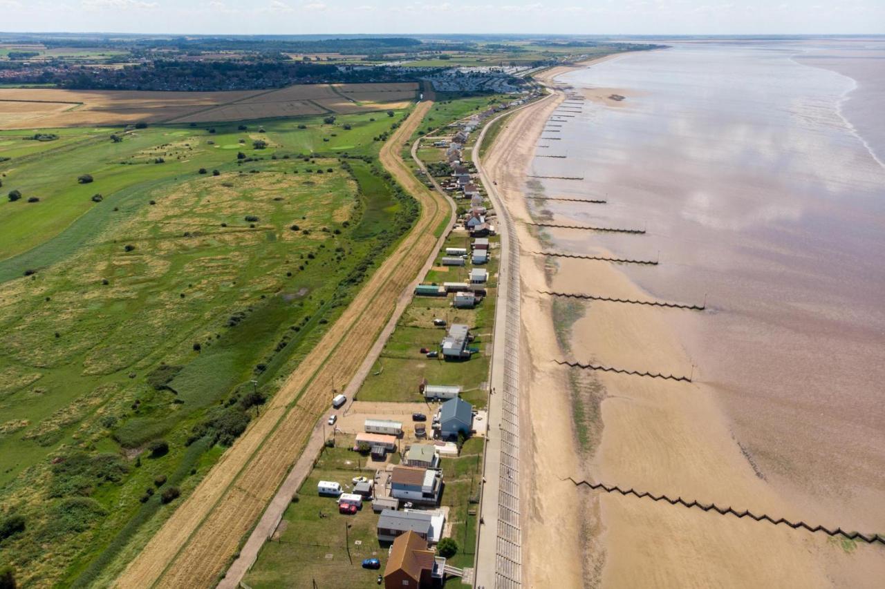 Brilliant Caravan For Hire At Manor Park In Hunstanton Norfolk Ref 23176K Hotel Ngoại thất bức ảnh